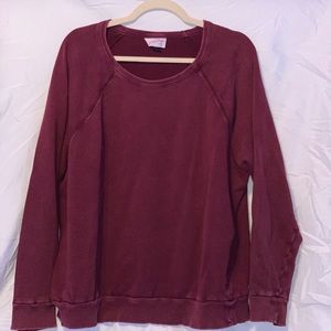 Maroon sweatshirt/sweater